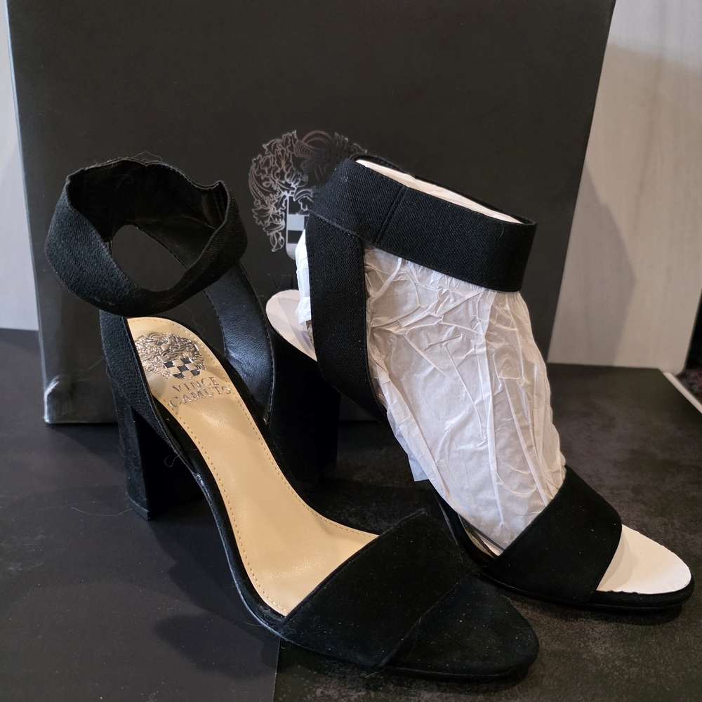 NIB Vince Camuto Women's Citriana Suede High-heel Sandals In Black - Size 7.5 - Picture 2 of 4